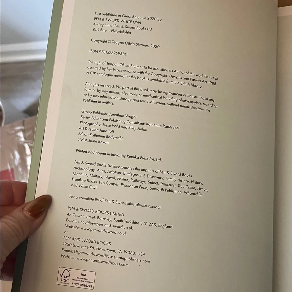 Floral Embroidery Magazine Ten Projects Great Britain 2020